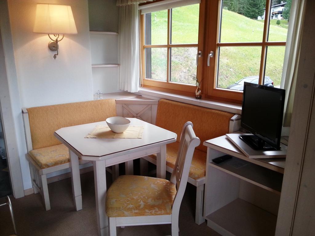 Apartamento Haus Auer Jerzens Habitación foto